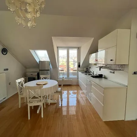 Apartment Lejla *